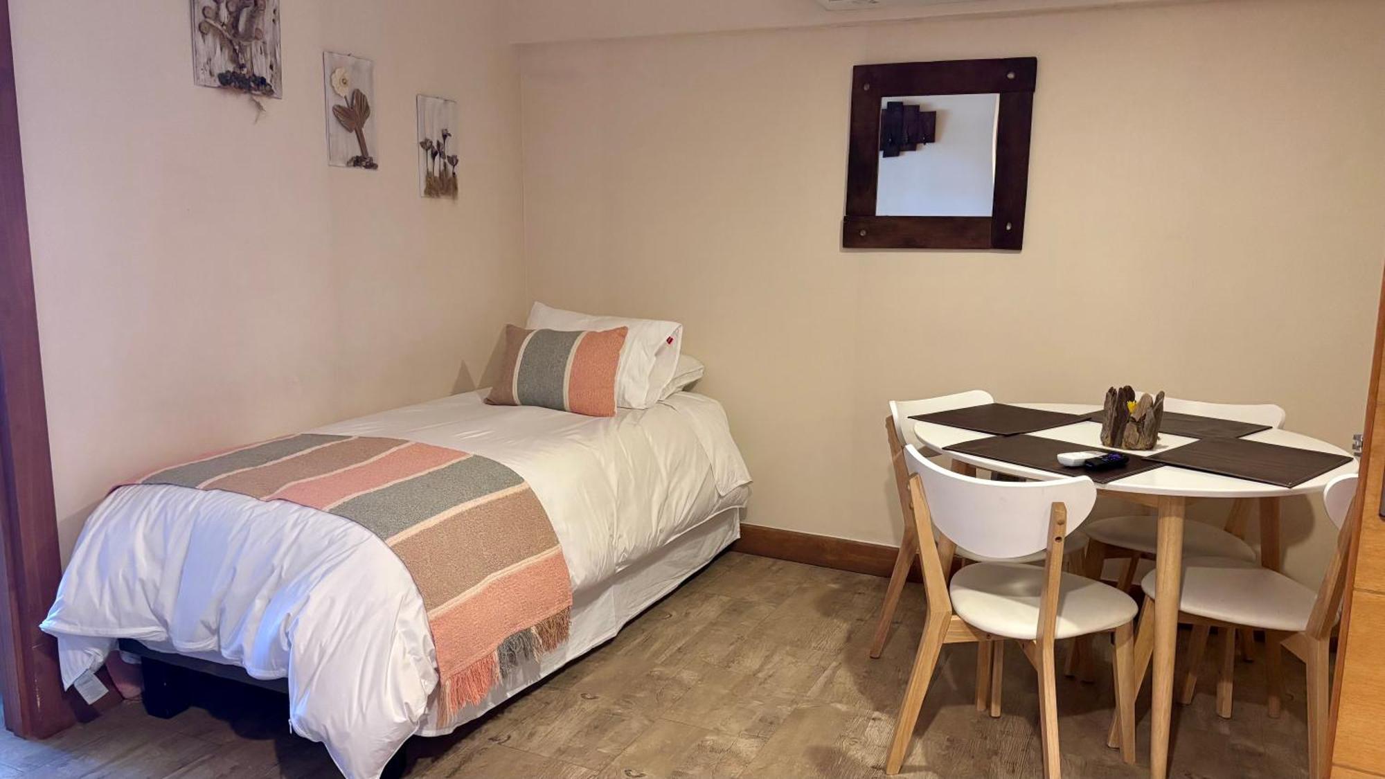 Entre Cumbres Apart Hotel Coyhaique Exteriör bild