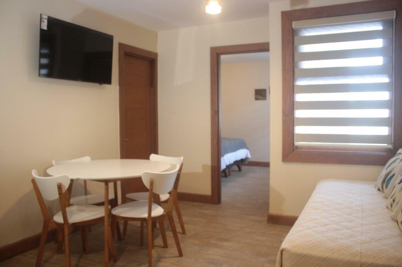 Entre Cumbres Apart Hotel Coyhaique Exteriör bild